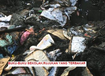 BUKU-BUKU_SEKOLAH_RUJUKAN_YANG_TERBAKAR-350x256.jpg