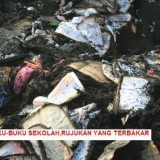 BUKU-BUKU_SEKOLAH_RUJUKAN_YANG_TERBAKAR-351x256